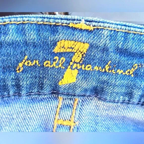 Distressed Blue Jeans - Picture 3 of 5